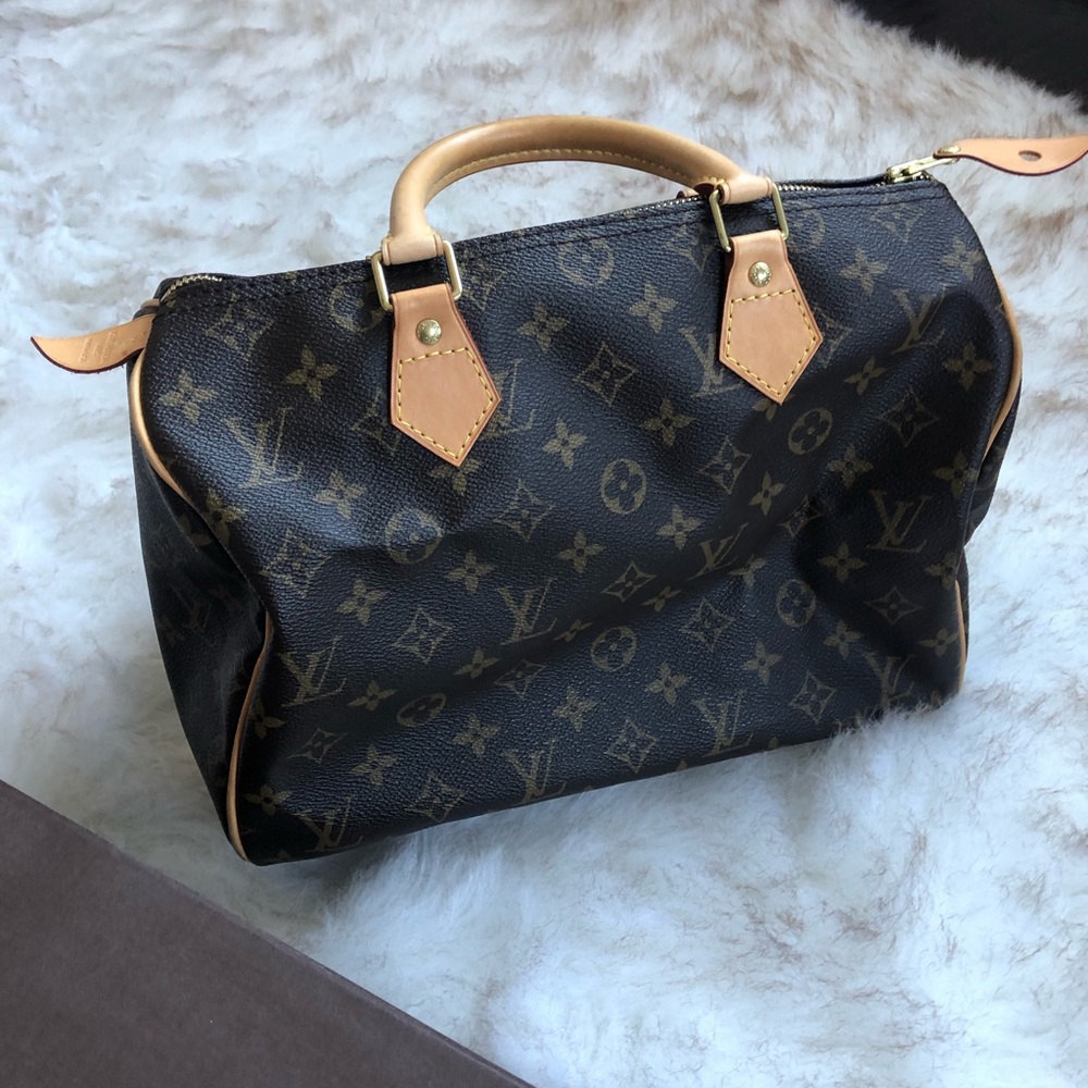 Louis Vuitton Speedy 30
